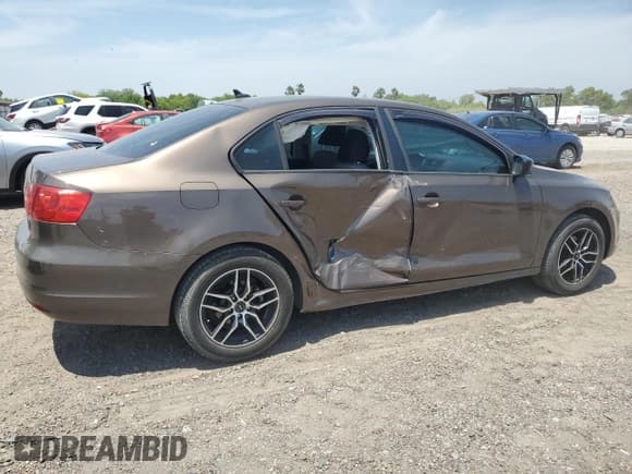 ✅ 2014 Volkswagen Jetta TDI w/Premium/Nav • VIN: 3VWLL7AJ4EM309671 • Lot: 53922295. Listed on Copart with 224,587 mi. Free auction sales archive from the USA and detailed vehicle history report at DreamBid. Image 3.