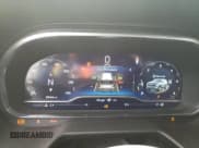 ✅ 2023 Chevrolet Tahoe Z71 • VIN: 1GNSKPKDXPR542392 • Lot: 89528415. Wystawiony na Copart z przebiegiem 31 544 mil. Bezpłatny archiwum sprzedaży aukcyjnych z USA i szczegółowy raport historii pojazdu na DreamBid. Zdjęcie 9.