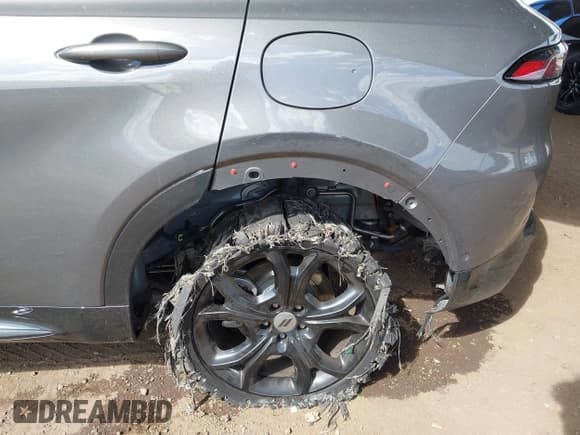 ✅ 2024 Dodge Hornet R/T Plus • VIN: ZACPDFDW7R3A20930 • Lot: 43508773. Listed on IAAI with 21,450 mi. Free auction sales archive from the USA and detailed vehicle history report at DreamBid. Image 6.