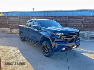✅ 2019 Chevrolet Silverado 1500 LT Trail Boss • VIN: 3GCPYFEDXKG194329 • Lot: 95760965. Wystawiony na Copart z przebiegiem 72 885 mil. Bezpłatny archiwum sprzedaży aukcyjnych z USA i szczegółowy raport historii pojazdu na DreamBid. Zdjęcie 1.