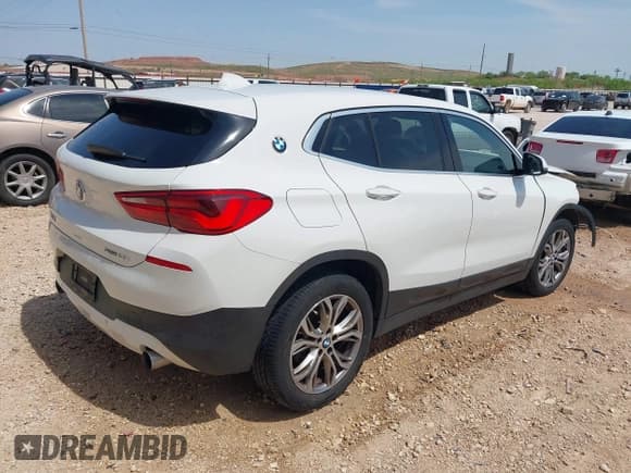 ✅ 2018 BMW X2 sDrive28i • VIN: WBXYJ3C37JEJ82536 • Lot: 42007039. Listed on IAAI with 76,626 mi. Free auction sales archive from the USA and detailed vehicle history report at DreamBid. Image 4.