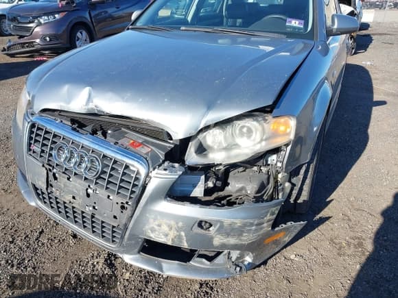 ✅ 2007 Audi A4 2.0T • VIN: WAUEF78E37A193310 • Лот: 43482954. Опубликован ранее на IAAI с пробегом 138 009 миль. Бесплатный доступ к архиву аукционных продаж из США и подробный отчёт об истории автомобиля на DreamBid. Изображение 6.