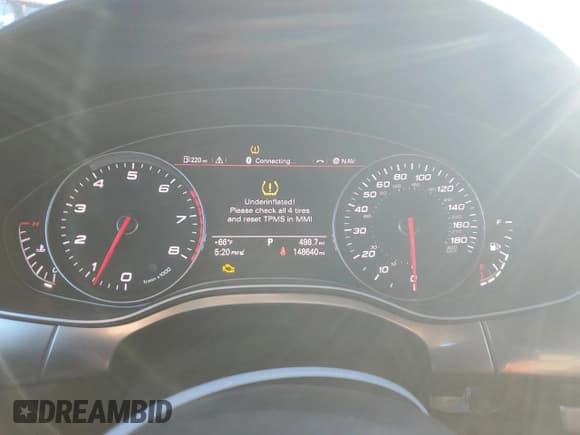 ✅ 2012 Audi A7 • VIN: WAUSGCFC9CN009033 • Lot: 45546945. Listed on Copart with 148,640 mi. Free auction sales archive from the USA and detailed vehicle history report at DreamBid. Image 9.