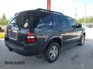 ✅ 2007 Ford Explorer XLT • VIN: 1FMEU63E97UB66066 • Lot: 41920036. Wystawiony na IAAI z przebiegiem 165 482 mil. Bezpłatny archiwum sprzedaży aukcyjnych z USA i szczegółowy raport historii pojazdu na DreamBid. Zdjęcie 4.