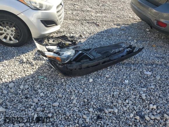 ✅ 2021 Kia Forte LXS • VIN: 3KPF24AD3ME277431 • Lot: 81943185. Listed on Copart with 102,637 mi. Free auction sales archive from the USA and detailed vehicle history report at DreamBid. Image 12.