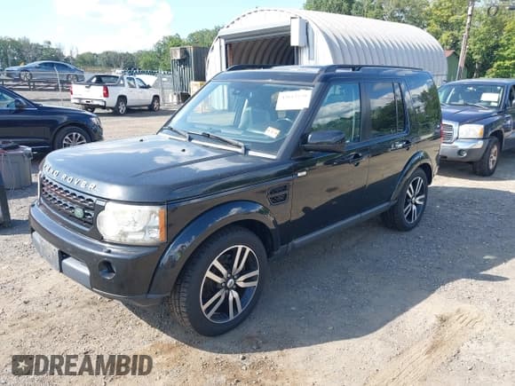 ✅ 2011 Land Rover LR4 HSE • VIN: SALAG2D41BA584925 • Lot: 42815239. Listed on IAAI with 187,499 mi. Free auction sales archive from the USA and detailed vehicle history report at DreamBid. Image 2.