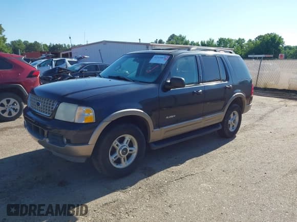 ✅ 2002 Ford Explorer Eddie Bauer • VIN: 1FMZU64W62ZB37029 • Lot: 42318856. Wystawiony na IAAI z przebiegiem 234 087 mil. Bezpłatny archiwum sprzedaży aukcyjnych z USA i szczegółowy raport historii pojazdu na DreamBid. Zdjęcie 20.