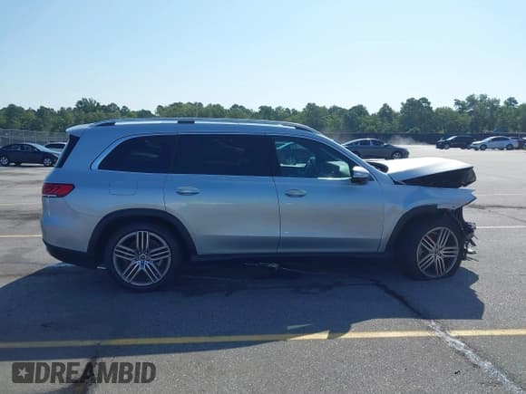 ✅ 2022 Mercedes-Benz GLS 450 • VIN: 4JGFF5KE5NA777429 • Lot: 42716350. Listed on IAAI with 46,154 mi. Free auction sales archive from the USA and detailed vehicle history report at DreamBid. Image 14.