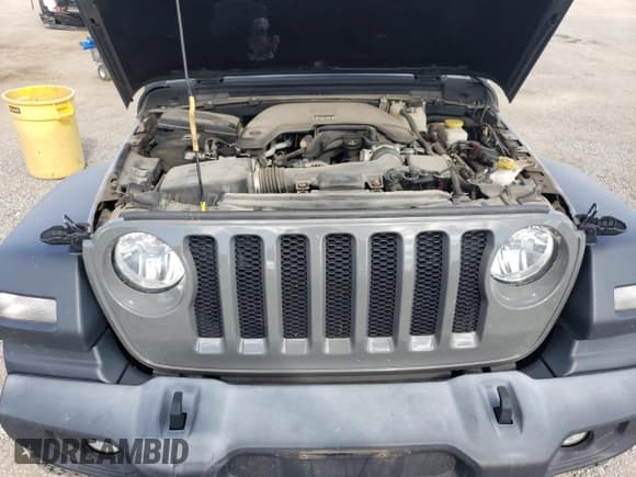 ✅ 2018 Jeep Wrangler Sport • VIN: 1C4GJXAG3JW281175 • Lot: 70660845. Listed on Copart with 114,822 mi. Free auction sales archive from the USA and detailed vehicle history report at DreamBid. Image 11.