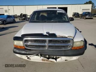 ✅ 2004 Dodge Dakota Sport • VIN: 1D7HL38K34S561259 • Lot: 83047884. Wystawiony na Copart z przebiegiem 118 565 mil. Bezpłatny archiwum sprzedaży aukcyjnych z USA i szczegółowy raport historii pojazdu na DreamBid. Zdjęcie 5.