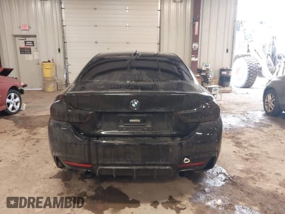 ✅ 2016 BMW 4 Series 435i xDrive • VIN: WBA3R5C59GK373735 • Lot: 41338368. Listed on IAAI with 80,820 mi. Free auction sales archive from the USA and detailed vehicle history report at DreamBid. Image 16.