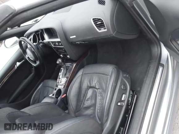 ✅ 2015 Audi A5 Premium Plus • VIN: WAUMFAFH2FN010668 • Lot: 43725182. Listed on IAAI with 114,787 mi. Free auction sales archive from the USA and detailed vehicle history report at DreamBid. Image 5.