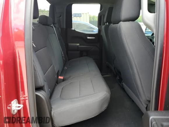 ✅ 2020 Chevrolet Silverado 1500 Custom • VIN: 1GCRWBEK4LZ270571 • Lot: 56644385. Wystawiony na Copart z przebiegiem 22 386 mil. Bezpłatny archiwum sprzedaży aukcyjnych z USA i szczegółowy raport historii pojazdu na DreamBid. Zdjęcie 10.