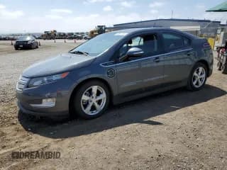 ✅ 2013 Chevrolet Volt • VIN: 1G1RH6E4XDU135623 • Lot: 69867104. Wystawiony na Copart z przebiegiem 163 454 mil. Bezpłatny archiwum sprzedaży aukcyjnych z USA i szczegółowy raport historii pojazdu na DreamBid. Zdjęcie 1.