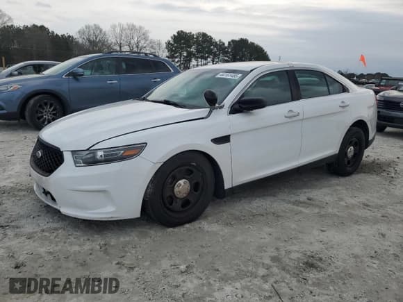 ✅ 2016 Ford Police Interceptor • VIN: 1FAHP2MT2GG138435 • Lot: 44161485. Listed on Copart with 97,497 mi. Free auction sales archive from the USA and detailed vehicle history report at DreamBid. Image 1.
