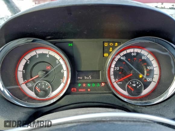 ✅ 2015 Dodge Grand Caravan SXT • VIN: 2C4RDGCG6FR624185 • Lot: 93893905. Listed on Copart with Not provided. Free auction sales archive from the USA and detailed vehicle history report at DreamBid. Image 9.