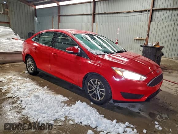 ✅ 2017 Ford Focus SE • VIN: 1FADP3F28HL226178 • Lot: 93750225. Wystawiony na Copart z przebiegiem 150 897 mil. Bezpłatny archiwum sprzedaży aukcyjnych z USA i szczegółowy raport historii pojazdu na DreamBid. Zdjęcie 4.
