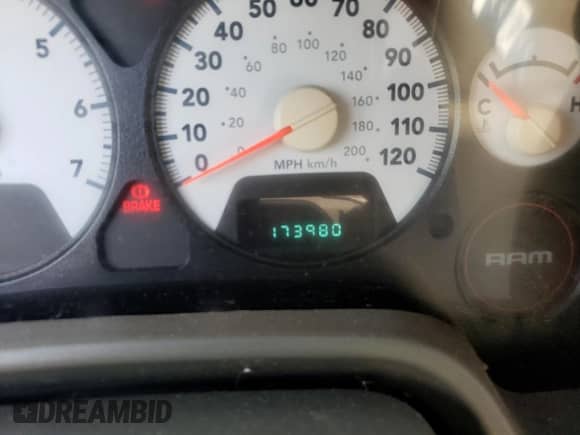 2008 Dodge 1500 ST с VIN 1D7HA16K58J198486, выставлен на аукционе Copart как лот 55180534 с пробегом 173 980 миль миль и Списание • Salvage title. История ставок и продаж доступна на DreamBid. Изображение 9.