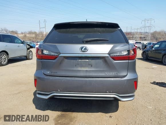 ✅ 2019 Lexus RX 350L Premium • VIN: JTJDZKCA2K2018219 • Lot: 41806570. Wystawiony na IAAI z przebiegiem 52 513 mil. Bezpłatny archiwum sprzedaży aukcyjnych z USA i szczegółowy raport historii pojazdu na DreamBid. Zdjęcie 17.