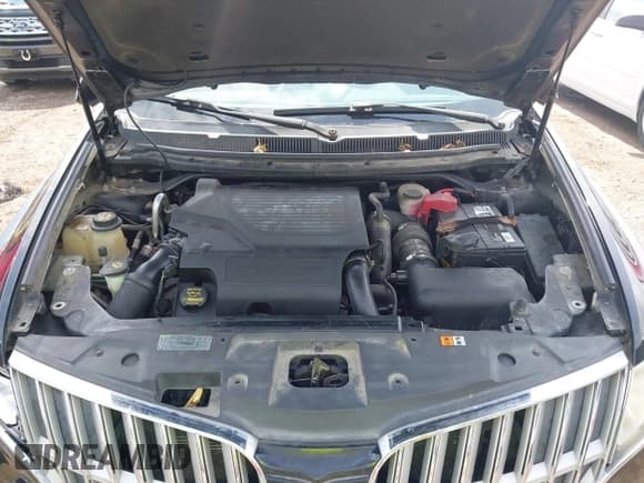 ✅ 2010 Lincoln MKT EcoBoost • VIN: 2LMHJ5AT8ABJ10347 • Lot: 43273820. Wystawiony na IAAI z przebiegiem 142 335 mil. Bezpłatny archiwum sprzedaży aukcyjnych z USA i szczegółowy raport historii pojazdu na DreamBid. Zdjęcie 10.