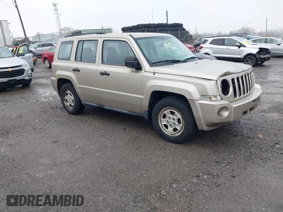 ✅ 2009 Jeep Patriot Sport • VIN: 1J4FT28A99D122379 • Лот: 43801583. Опубликован ранее на IAAI с пробегом 134 227 миль. Бесплатный доступ к архиву аукционных продаж из США и подробный отчёт об истории автомобиля на DreamBid. Изображение 1.