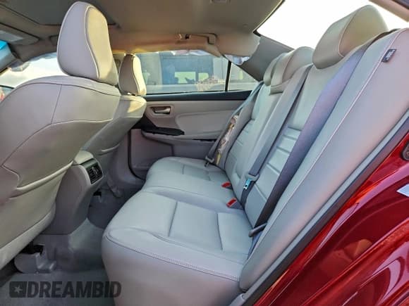 ✅ 2015 Toyota Camry XLE • VIN: 4T1BF1FK7FU882965 • Лот: 92154405. Опубликован ранее на Copart с пробегом 97 164 миль. Бесплатный доступ к архиву аукционных продаж из США и подробный отчёт об истории автомобиля на DreamBid. Изображение 10.