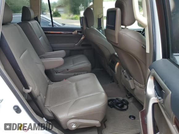 ✅ 2017 Lexus GX 460 • VIN: JTJJM7FX7H5168445 • Lot: 68914305. Listed on Copart with 141,127 mi. Free auction sales archive from the USA and detailed vehicle history report at DreamBid. Image 11.