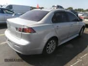 ✅ 2012 Mitsubishi Lancer ES • VIN: JA32U2FU7CU030580 • Lot: 41885154. Wystawiony na IAAI z przebiegiem 118 007 mil. Bezpłatny archiwum sprzedaży aukcyjnych z USA i szczegółowy raport historii pojazdu na DreamBid. Zdjęcie 4.