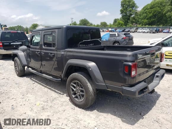 ✅ 2024 Jeep Gladiator Sport • VIN: 1C6HJTAG3RL109570 • Lot: 56641435. Wystawiony na Copart z przebiegiem 9 163 mil. Bezpłatny archiwum sprzedaży aukcyjnych z USA i szczegółowy raport historii pojazdu na DreamBid. Zdjęcie 2.