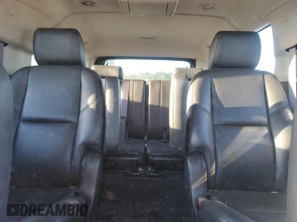 ✅ 2013 GMC Yukon XL Denali • VIN: 1GKS2MEF0DR236399 • Lot: 85902805. Listed on Copart with 134,000 mi. Free auction sales archive from the USA and detailed vehicle history report at DreamBid. Image 10.