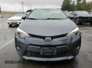 ✅ 2015 Toyota Corolla LE • VIN: 5YFBURHE7FP188015 • Лот: 92470535. Опубликован ранее на Copart с пробегом 219 932 миль. Бесплатный доступ к архиву аукционных продаж из США и подробный отчёт об истории автомобиля на DreamBid. Изображение 5.