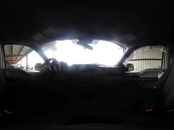 ✅ 2019 Ford F-150 XL • VIN: 1FTMF1C5XKKD38963 • Lot: 41643653. Listed on IAAI with 96,987 mi. Free auction sales archive from the USA and detailed vehicle history report at DreamBid. Image 19.