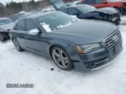✅ 2014 Audi S8 • VIN: WAUD2AFD8EN011752 • Лот: 41556173. Опубликован ранее на IAAI с пробегом 115 648 миль. Бесплатный доступ к архиву аукционных продаж из США и подробный отчёт об истории автомобиля на DreamBid. Изображение 1.