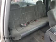 ✅ 2003 Chevrolet Silverado 2500HD LS • VIN: 1GCHK29U43E104044 • Lot: 84215684. Wystawiony na Copart z przebiegiem Nie podano. Bezpłatny archiwum sprzedaży aukcyjnych z USA i szczegółowy raport historii pojazdu na DreamBid. Zdjęcie 10.