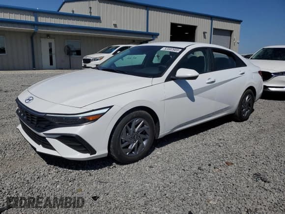 ✅ 2024 Hyundai Elantra SEL • VIN: KMHLM4DG1RU641644 • Lot: 52002685. Listed on Copart with 31,710 mi. Free auction sales archive from the USA and detailed vehicle history report at DreamBid. Image 1.
