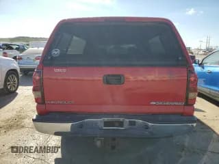 ✅ 2004 Chevrolet Silverado 1500 LS • VIN: 1GCEC19T84E194043 • Лот: 69933624. Опубликован ранее на Copart с пробегом 291 362 миль. Бесплатный доступ к архиву аукционных продаж из США и подробный отчёт об истории автомобиля на DreamBid. Изображение 6.