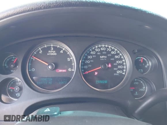 ✅ 2012 Chevrolet Silverado 1500 LTZ • VIN: 1GCPKTE7XCF103170 • Lot: 43229923. Wystawiony na IAAI z przebiegiem 154 772 mil. Bezpłatny archiwum sprzedaży aukcyjnych z USA i szczegółowy raport historii pojazdu na DreamBid. Zdjęcie 7.