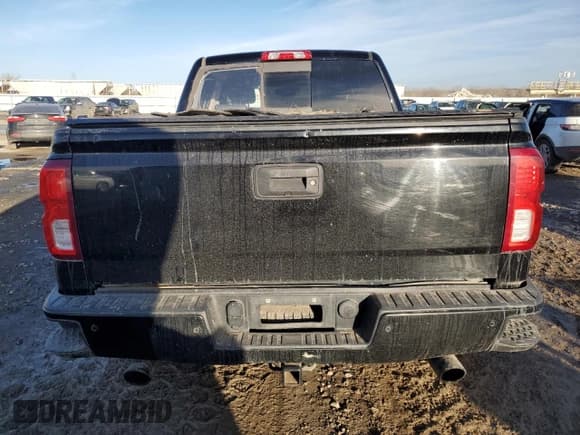 ✅ 2018 Chevrolet Silverado 1500 LTZ • VIN: 3GCUKSEJ0JG195538 • Lot: 46499165. Wystawiony na Copart z przebiegiem 168 357 mil. Bezpłatny archiwum sprzedaży aukcyjnych z USA i szczegółowy raport historii pojazdu na DreamBid. Zdjęcie 6.