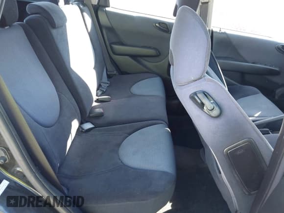 ✅ 2008 Honda Fit • VIN: JHMGD38458S058163 • Lot: 43578727. Listed on IAAI with 154,021 mi. Free auction sales archive from the USA and detailed vehicle history report at DreamBid. Image 8.