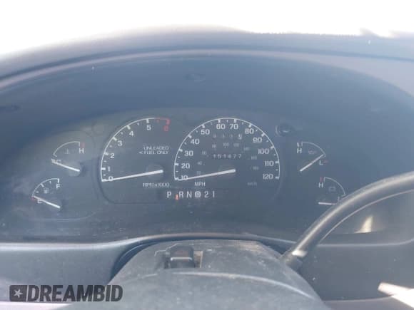 ✅ 1995 Ford Explorer Eddie Bauer • VIN: 1FMDU32X6SUA19810 • Lot: 41660211. Listed on IAAI with 151,477 mi. Free auction sales archive from the USA and detailed vehicle history report at DreamBid. Image 7.