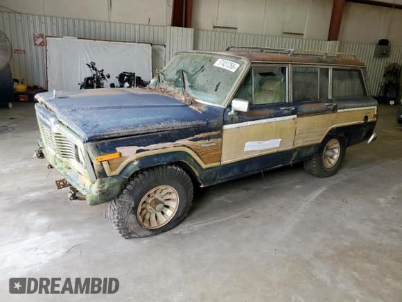 ✅ 1986 Jeep Grand Wagoneer • VIN: 1JCNJ15U5GT147524 • Lot: 57421255. Wystawiony na Copart z przebiegiem 112 292 mil. Bezpłatny archiwum sprzedaży aukcyjnych z USA i szczegółowy raport historii pojazdu na DreamBid. Zdjęcie 1.