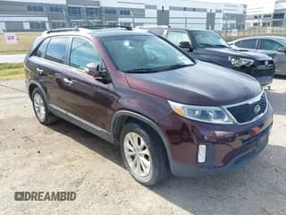 ✅ 2014 Kia Sorento EX • VIN: 5XYKU4A73EG497370 • Lot: 43840533. Wystawiony na IAAI z przebiegiem 90 038 mil. Bezpłatny archiwum sprzedaży aukcyjnych z USA i szczegółowy raport historii pojazdu na DreamBid. Zdjęcie 1.
