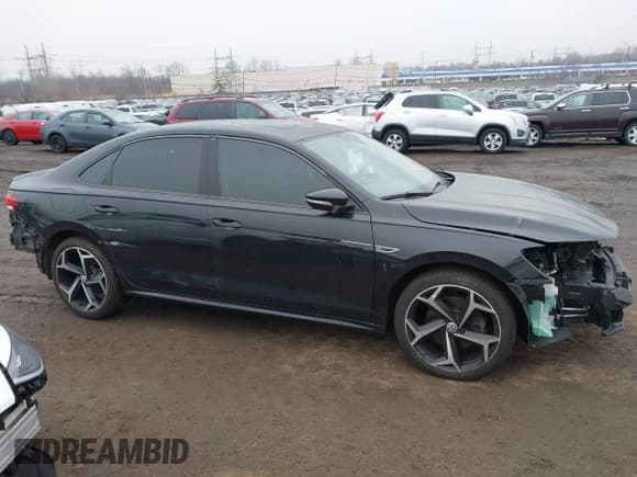 ✅ 2020 Volkswagen Passat R-Line • VIN: 1VWMA7A35LC018414 • Лот: 41443751. Опубликован ранее на IAAI с пробегом 66 776 миль. Бесплатный доступ к архиву аукционных продаж из США и подробный отчёт об истории автомобиля на DreamBid. Изображение 13.