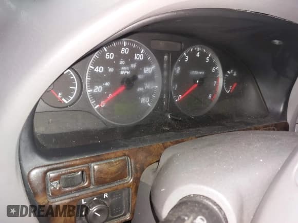 ✅ 2002 Nissan Maxima SE • VIN: JN1DA31D72T443087 • Lot: 43552396. Wystawiony na IAAI z przebiegiem Nie podano. Bezpłatny archiwum sprzedaży aukcyjnych z USA i szczegółowy raport historii pojazdu na DreamBid. Zdjęcie 7.