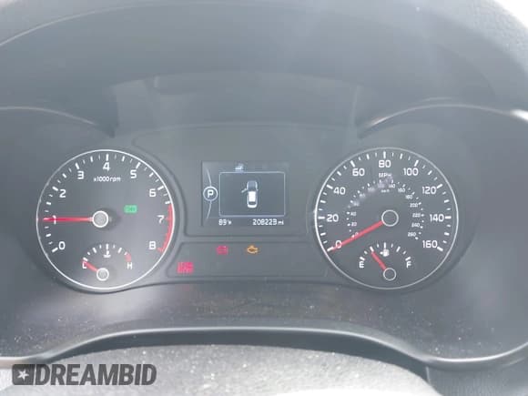 ✅ 2016 Kia Optima LX Turbo • VIN: 5XXGT4L10GG012417 • Lot: 42885999. Wystawiony na IAAI z przebiegiem 208 223 mil. Bezpłatny archiwum sprzedaży aukcyjnych z USA i szczegółowy raport historii pojazdu na DreamBid. Zdjęcie 7.