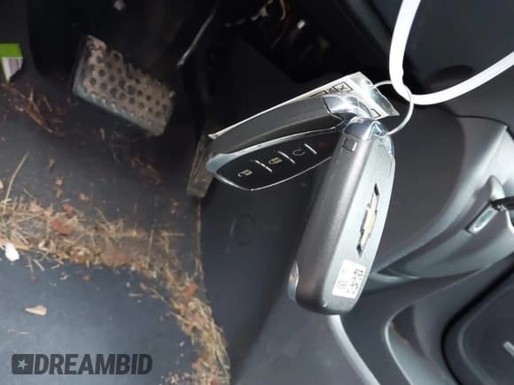 ✅ 2021 Chevrolet Bolt EV Premier • VIN: 1G1FZ6S0XM4102770 • Lot: 41747426. Wystawiony na IAAI z przebiegiem 61 983 mil. Bezpłatny archiwum sprzedaży aukcyjnych z USA i szczegółowy raport historii pojazdu na DreamBid. Zdjęcie 11.