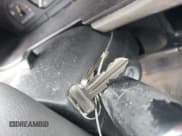 ✅ 1997 Geo Metro LSi • VIN: 2C1MR2299V6732170 • Lot: 41619096. Wystawiony na IAAI z przebiegiem 205 044 mil. Bezpłatny archiwum sprzedaży aukcyjnych z USA i szczegółowy raport historii pojazdu na DreamBid. Zdjęcie 11.