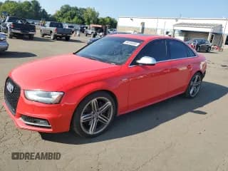 ✅ 2013 Audi S4 Premium Plus • VIN: WAUDGAFLXDA236561 • Лот: 68204695. Опубликован ранее на Copart с пробегом 147 261 миль. Бесплатный доступ к архиву аукционных продаж из США и подробный отчёт об истории автомобиля на DreamBid. Изображение 1.