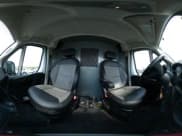 ✅ 2019 Ram ProMaster Cargo • VIN: 3C6TRVBG0KE545434 • Lot: 43139145. Wystawiony na IAAI z przebiegiem 196 395 mil. Bezpłatny archiwum sprzedaży aukcyjnych z USA i szczegółowy raport historii pojazdu na DreamBid. Zdjęcie 18.