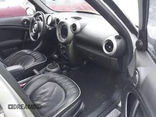 ✅ 2011 MINI Countryman S • VIN: WMWZC5C5XBWL53846 • Lot: 43642642. Listed on IAAI with 127,944 mi. Free auction sales archive from the USA and detailed vehicle history report at DreamBid. Image 5.